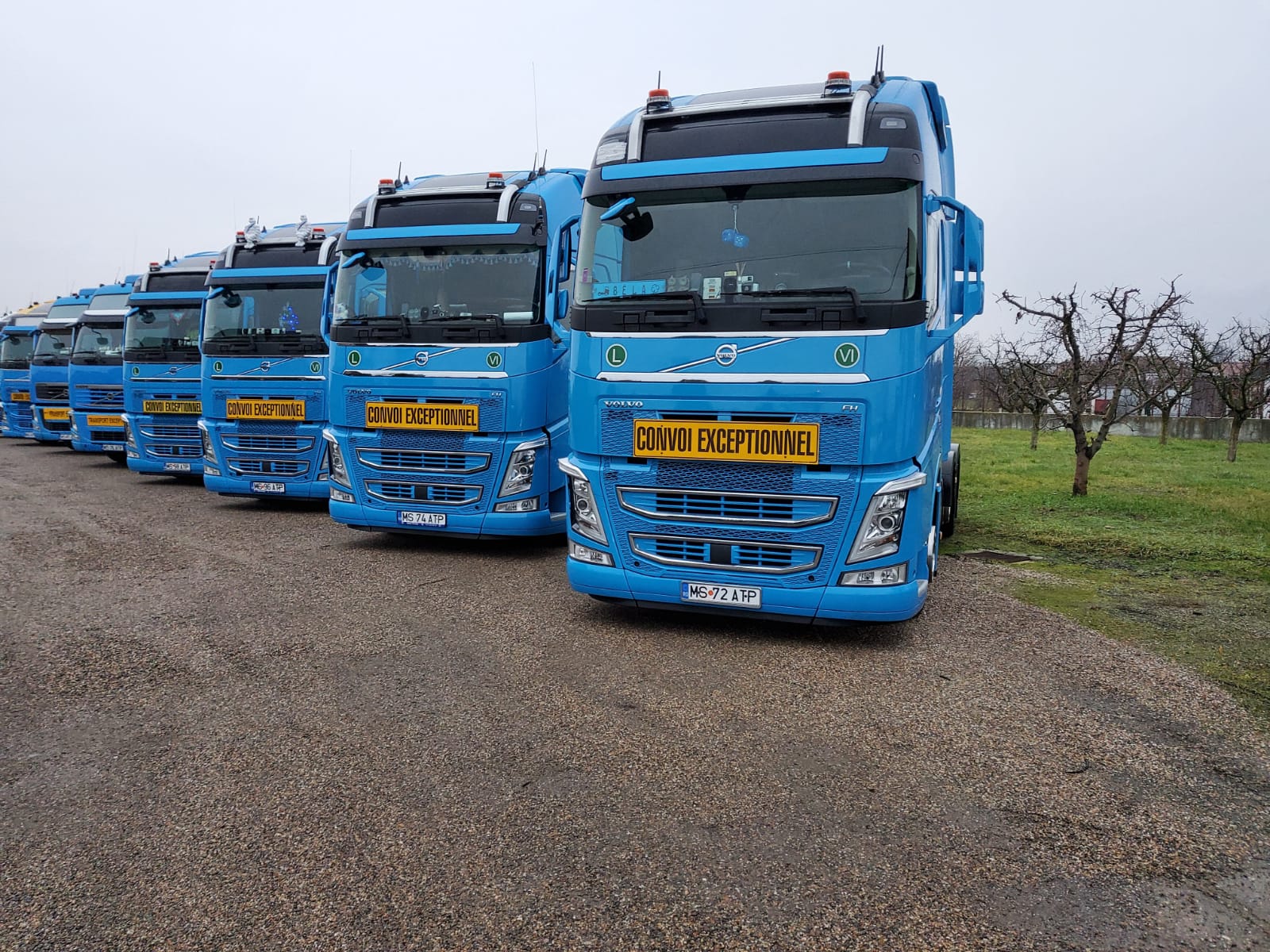 Transporturi Speciale și Agabaritice - Echipamente industriale grele pe remorcă specializată